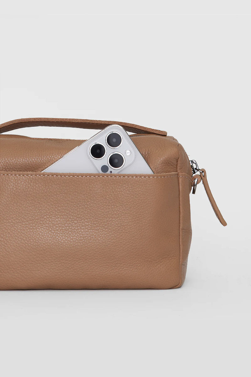 Evan Crossbody
