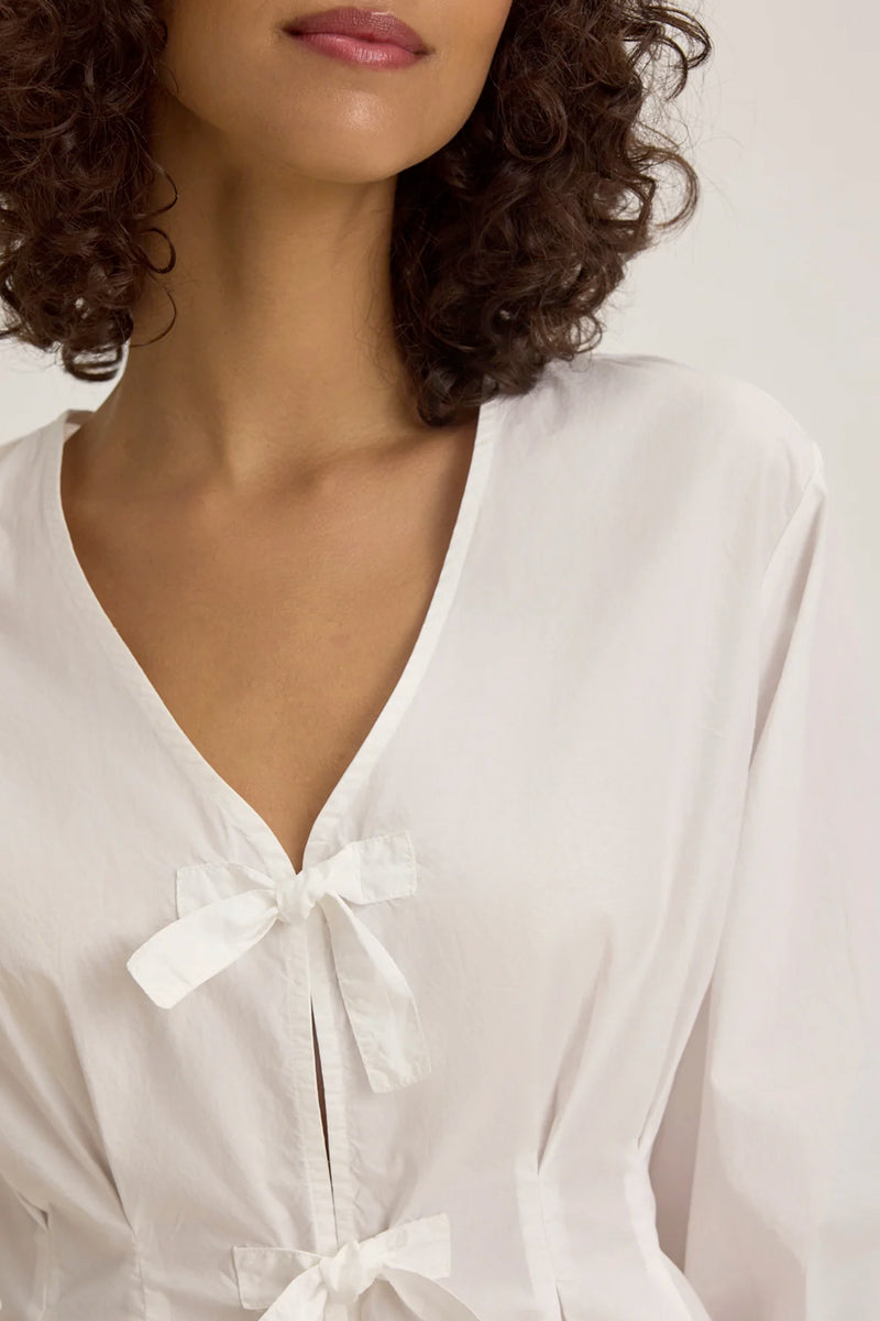 Riri Tie Front Top